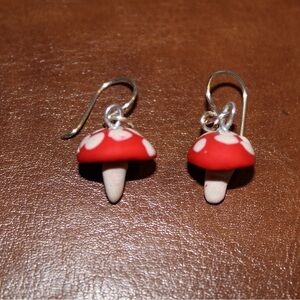 Handmade clay mushroom earrings 🍄
